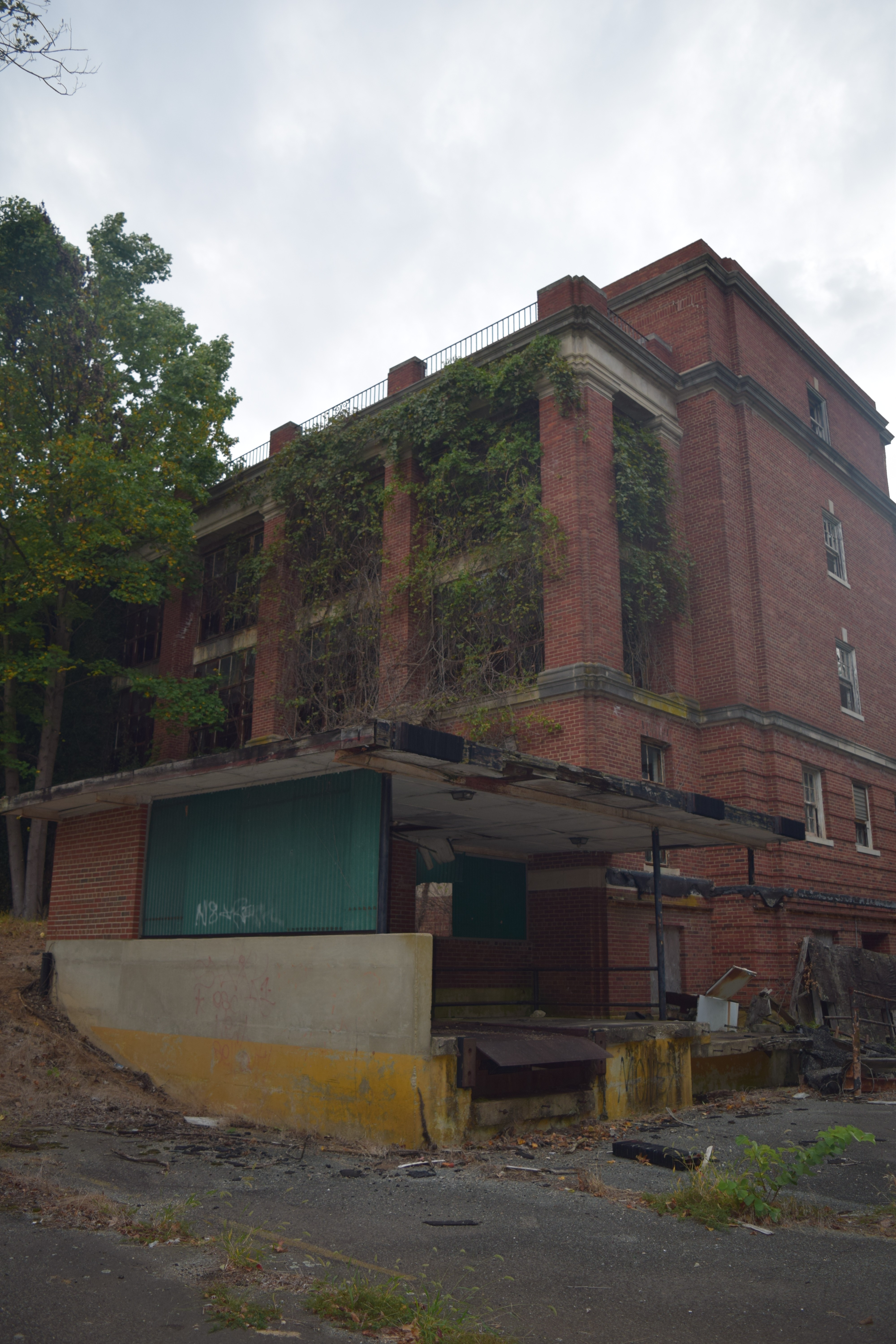 Image of Glenn Dale Hospital in 2015