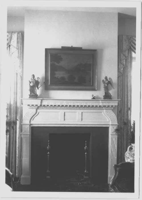 Stemmer House, living room mantel