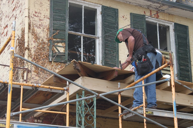 Stabilization of the historic porch roof and deck at Shafer Farm, 2017.