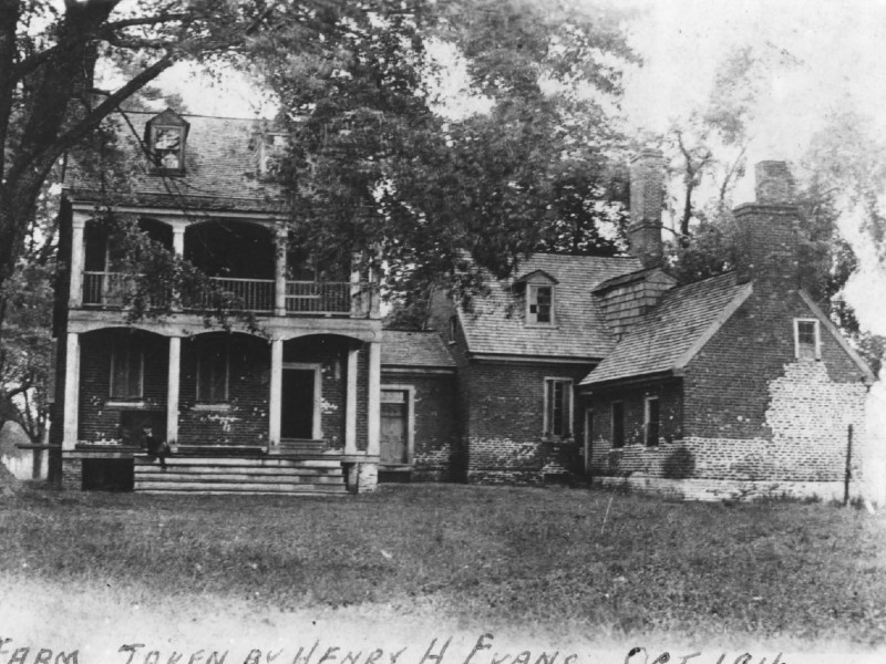 Historic image of Bloomfield Manor, 1916.