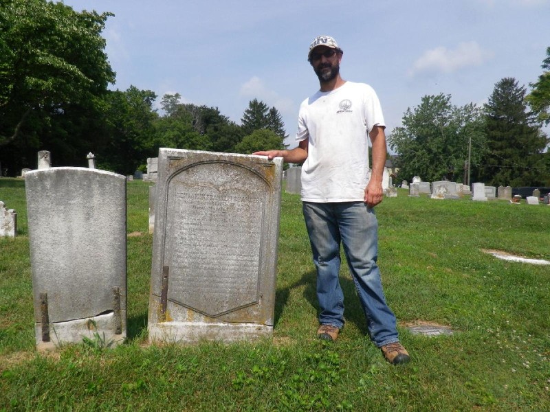 Moss Rudely at Harper Cemetery, WV. Photo by Frederick News-Post.