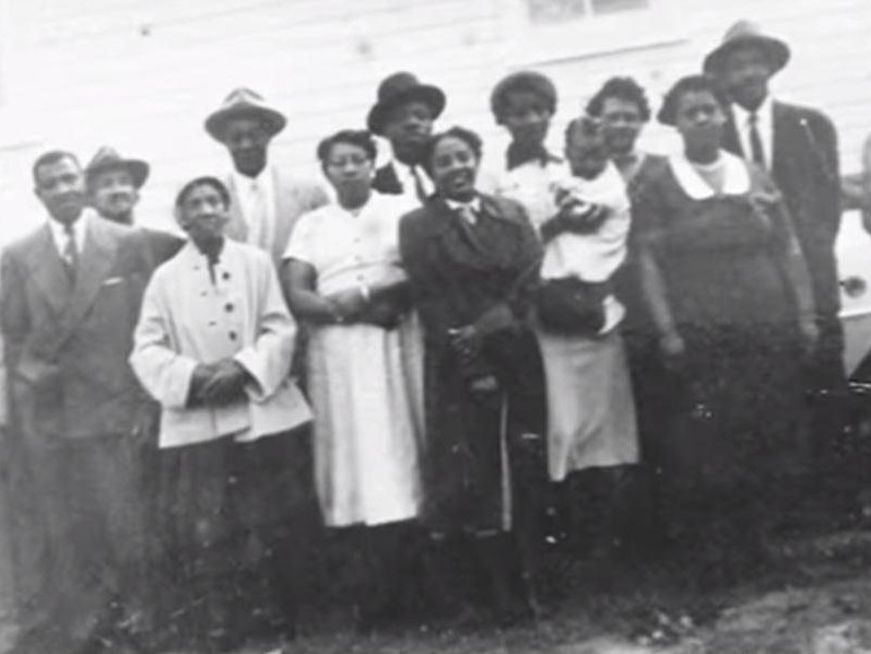 Members of the Quince Orchard community at Pleasant View. Photo from the Quince Orchard Project.