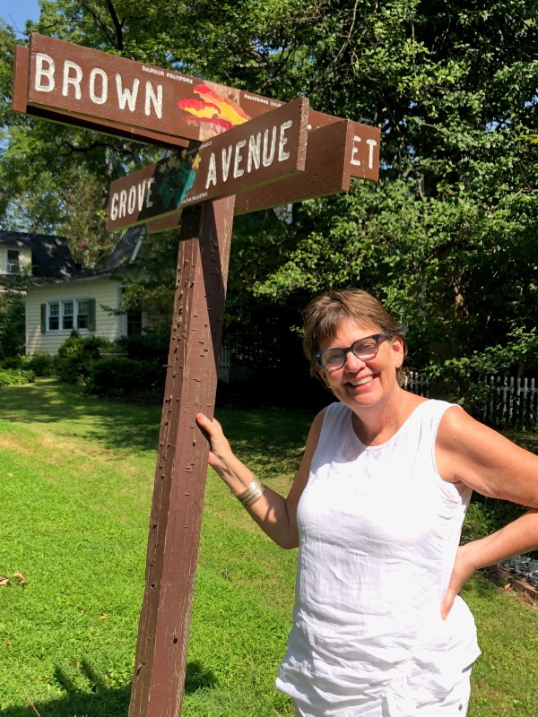 Susan Van Nostrand, organizing volunteer of the Washington Grove street sign project.