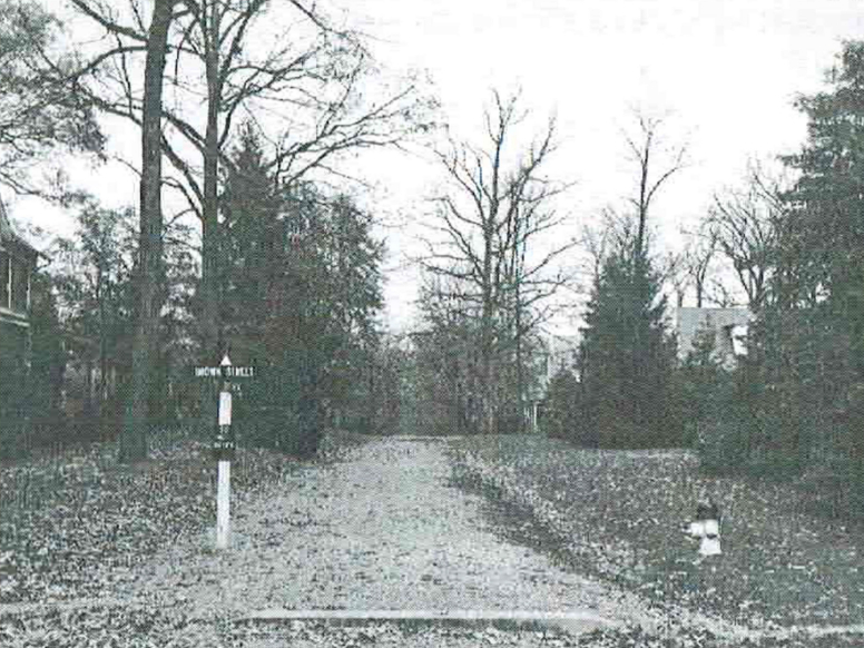 Ca. 1940s image of the Washington Grove street signs.